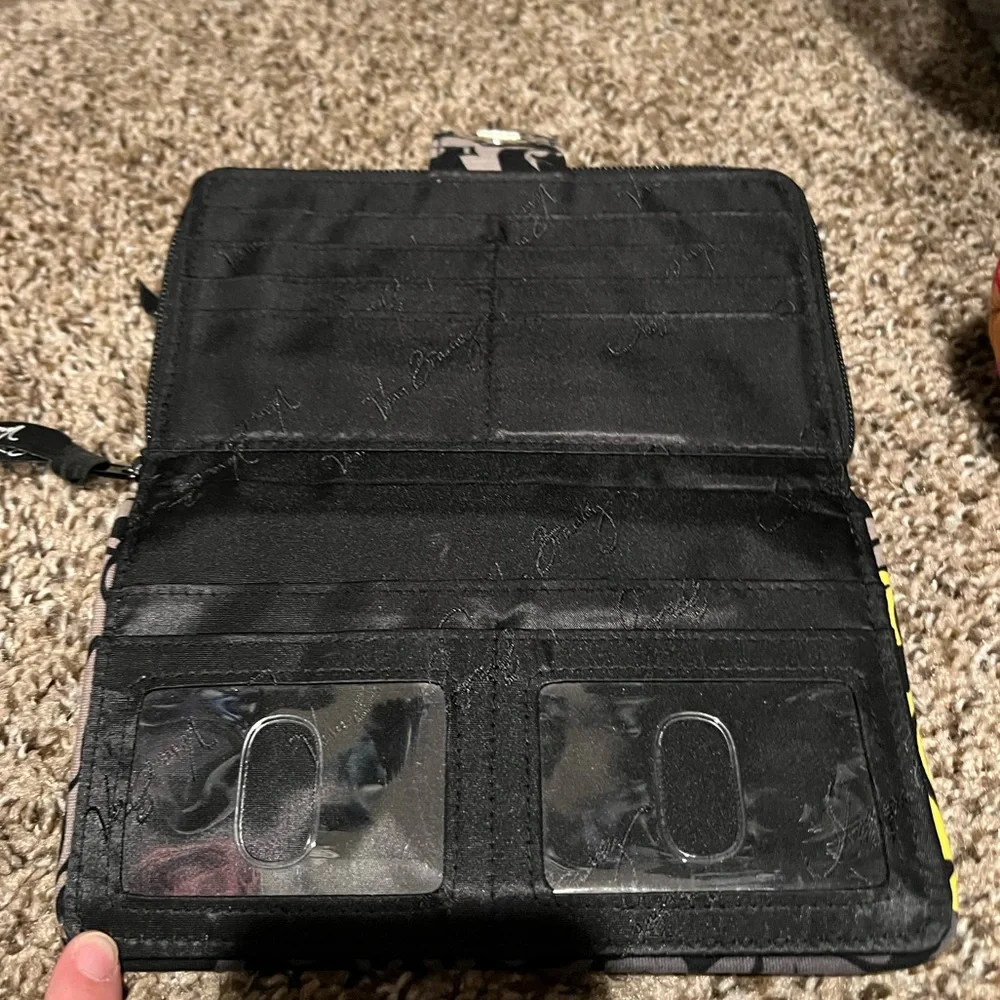Vera Bradley turn lock wallet - Picture 3 of 3